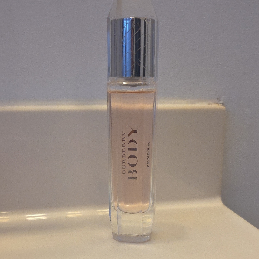 Burberry Body Perfume - Tender